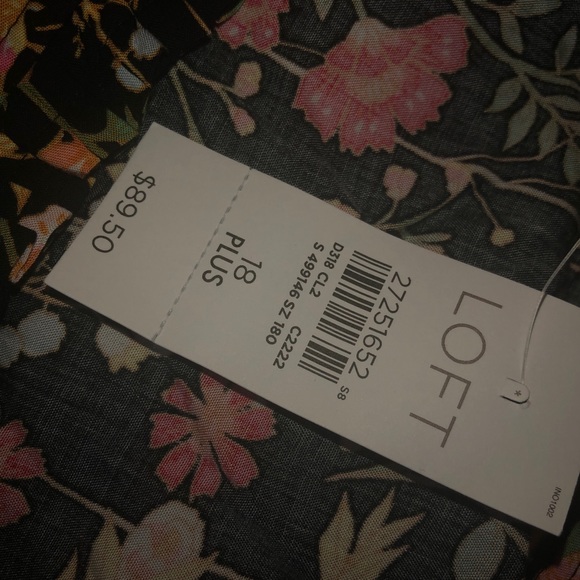 👗Loft FLORAL RUFFLE Split NECK Tie DRESS In BLACK - Picture 7 of 8